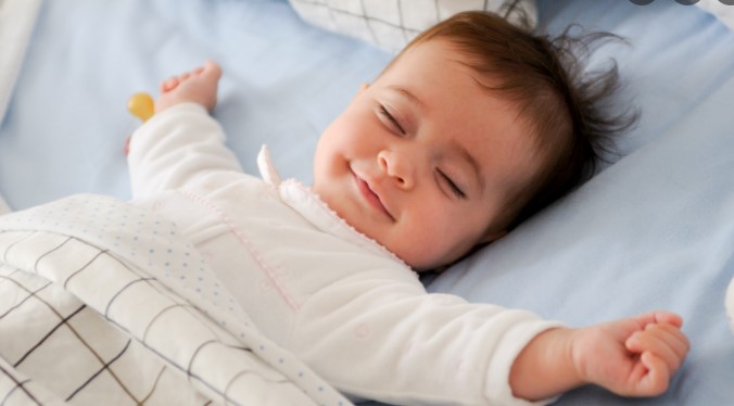 bebek uyurken rüya görür mü